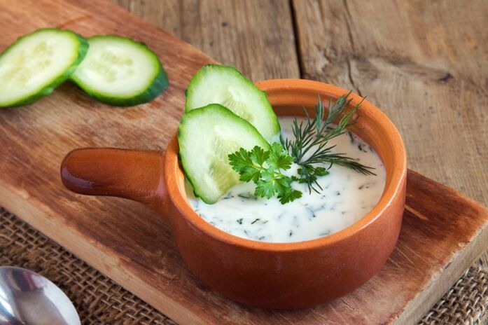 soupe minceur au concombre et yogourt