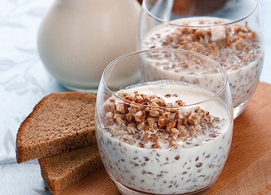 bouillie de sarrasin avec du kéfir pour perdre du poids